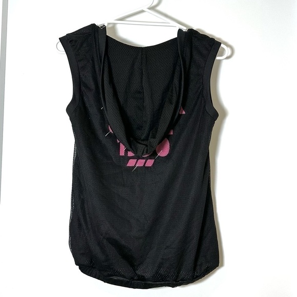 Lorna Jane hooded top - Picture 3 of 8